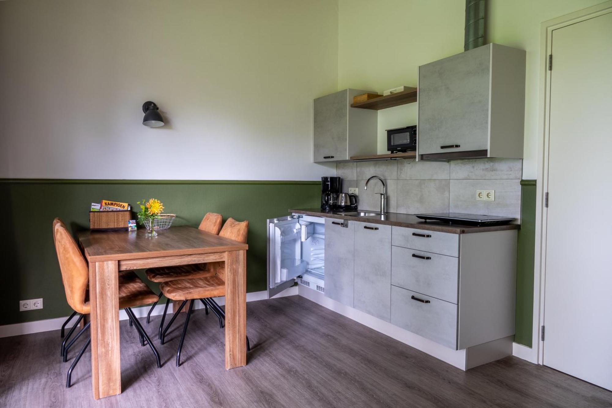 Erve Fakkert Bed & Breakfast Rossum  Eksteriør bilde