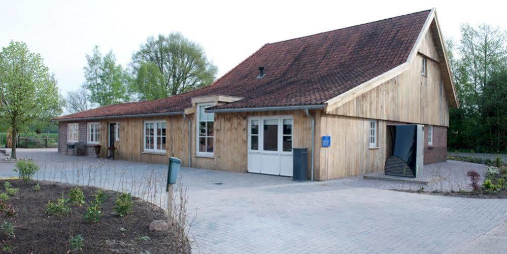 Erve Fakkert Bed & Breakfast Rossum  Eksteriør bilde